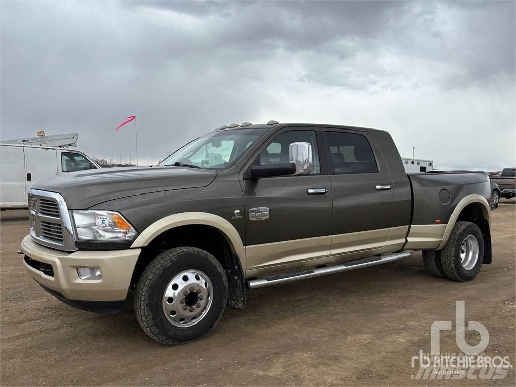 RAM 3500 Бортовые фургоны