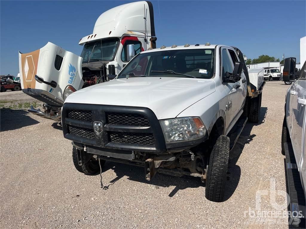 RAM 5500 Бортовые грузовики