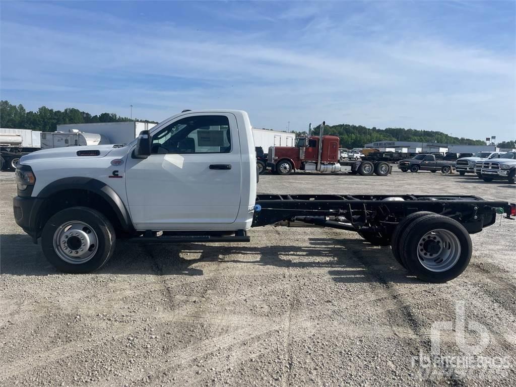RAM 5500 Шасси с кабиной