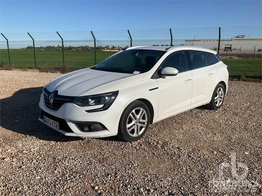 Renault MEGANE Легковые автомобили