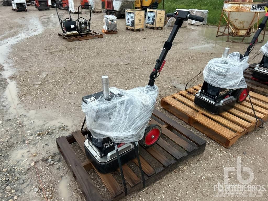 Rhino RM350 Строительная техника - Другие