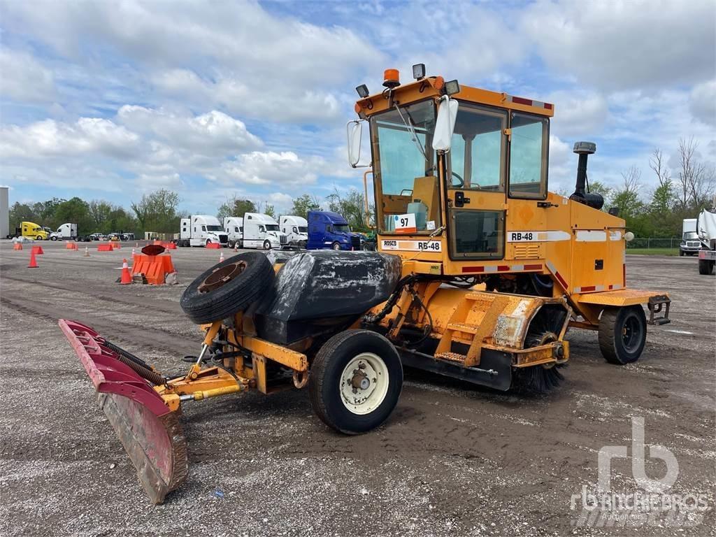 Rosco 4850 Внутренние подметальные машины