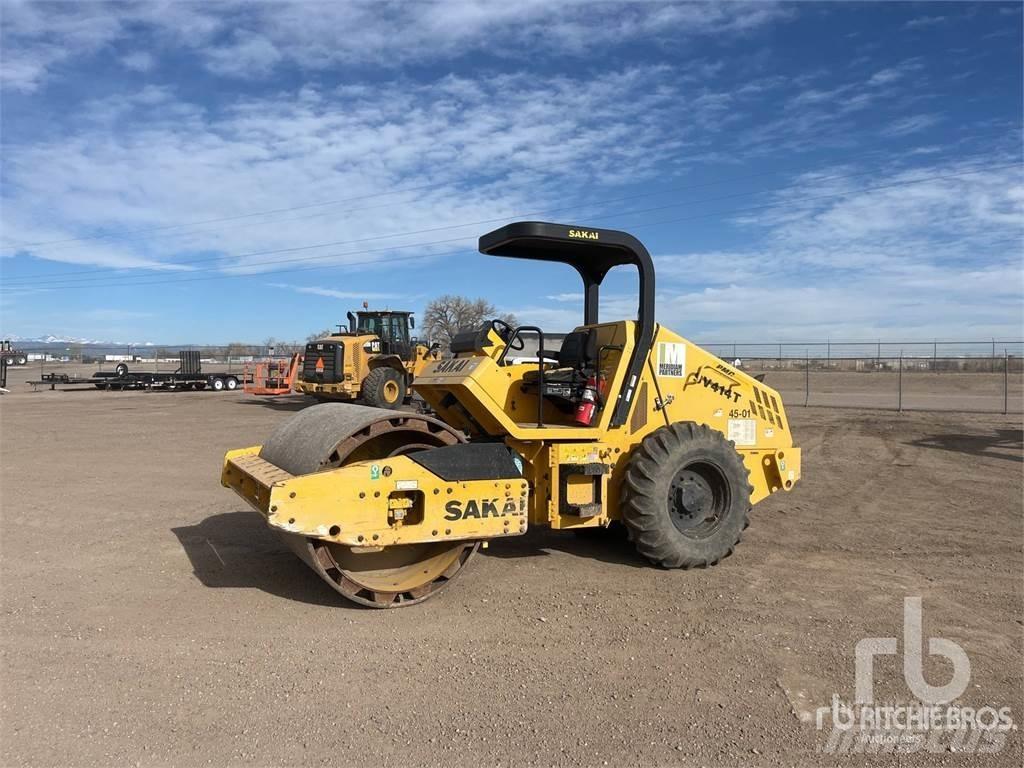 Sakai SV414 Уплотнители для закладки отходов