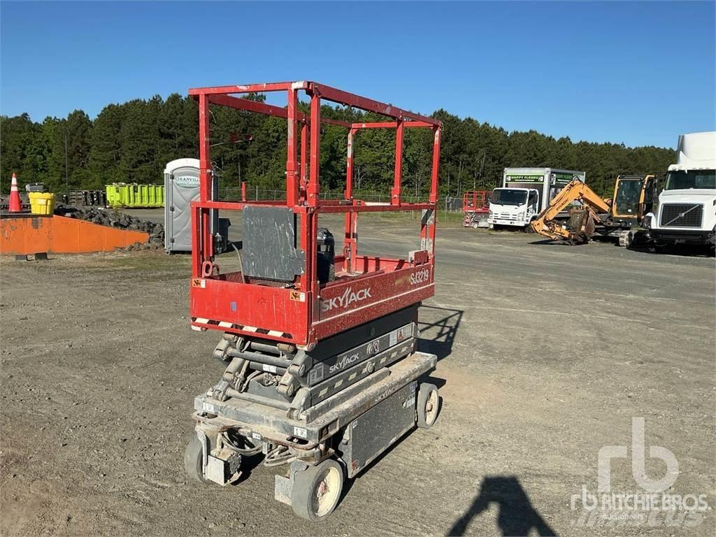 SkyJack SJ3219 Ножничные подъемники
