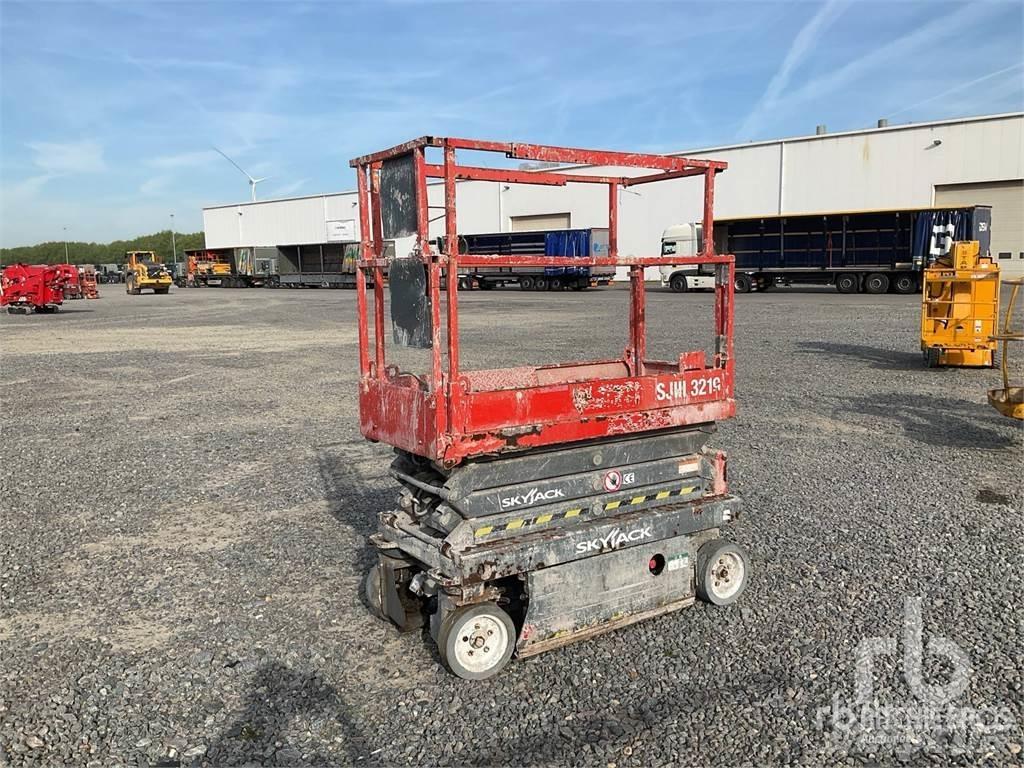 SkyJack SJ3219 Ножничные подъемники