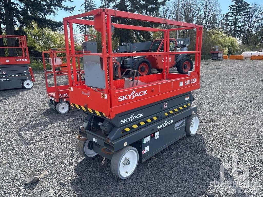 SkyJack SJ3220 Ножничные подъемники