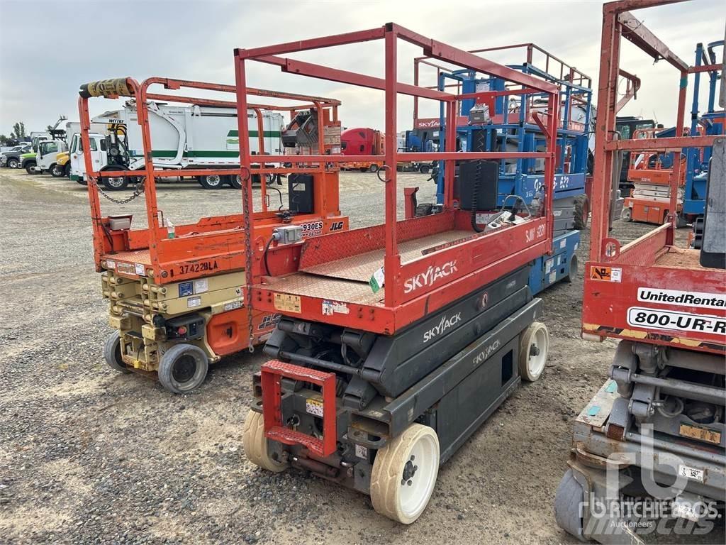 SkyJack SJ3220 Ножничные подъемники