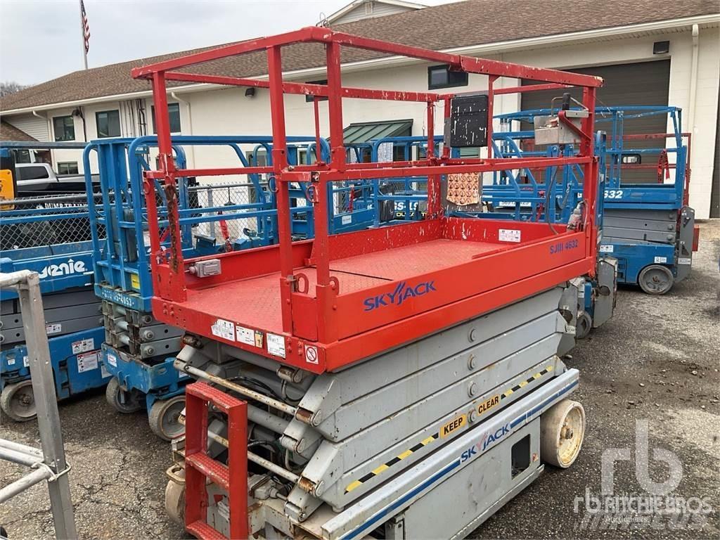 SkyJack SJ4632 Ножничные подъемники