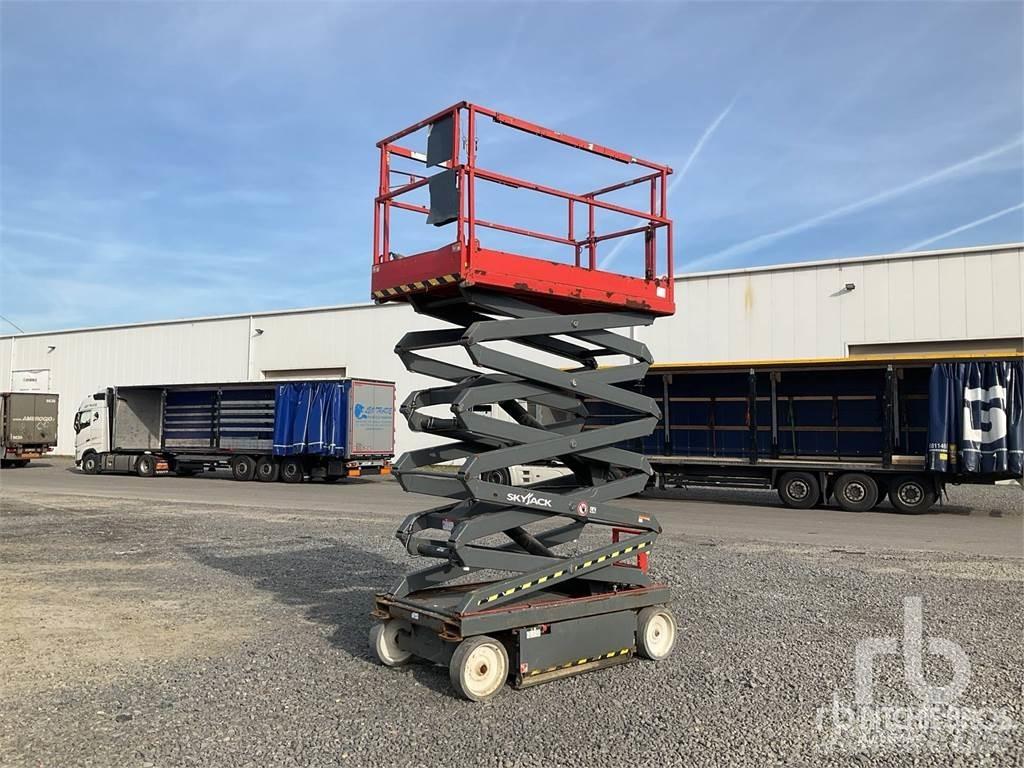 SkyJack SJ4632 Ножничные подъемники