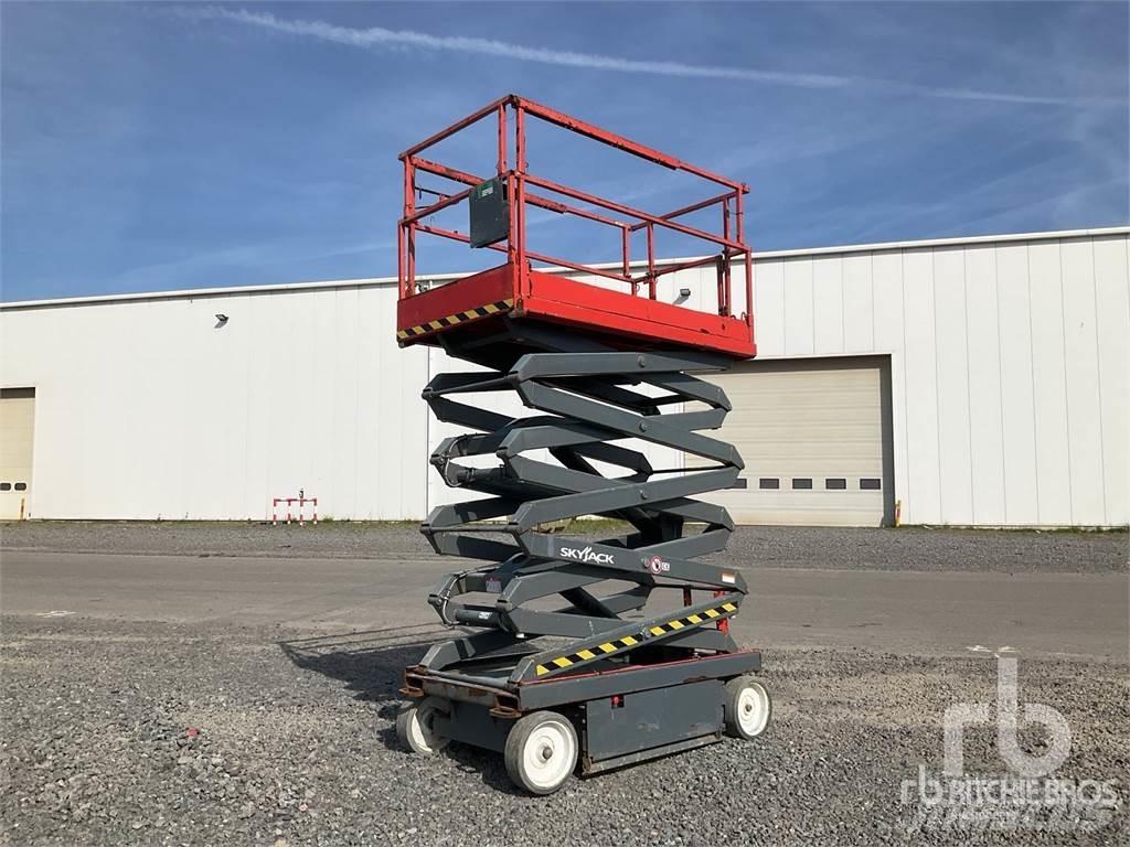 SkyJack SJ4632 Ножничные подъемники