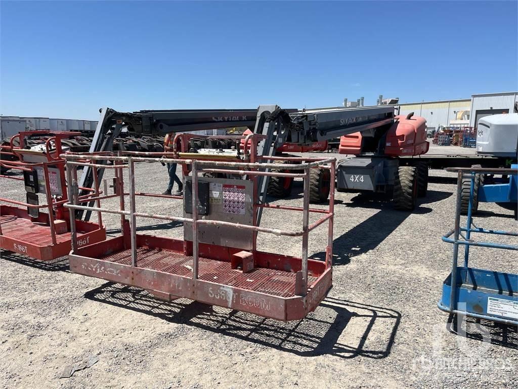 SkyJack SJ66T Коленчатые подъемники