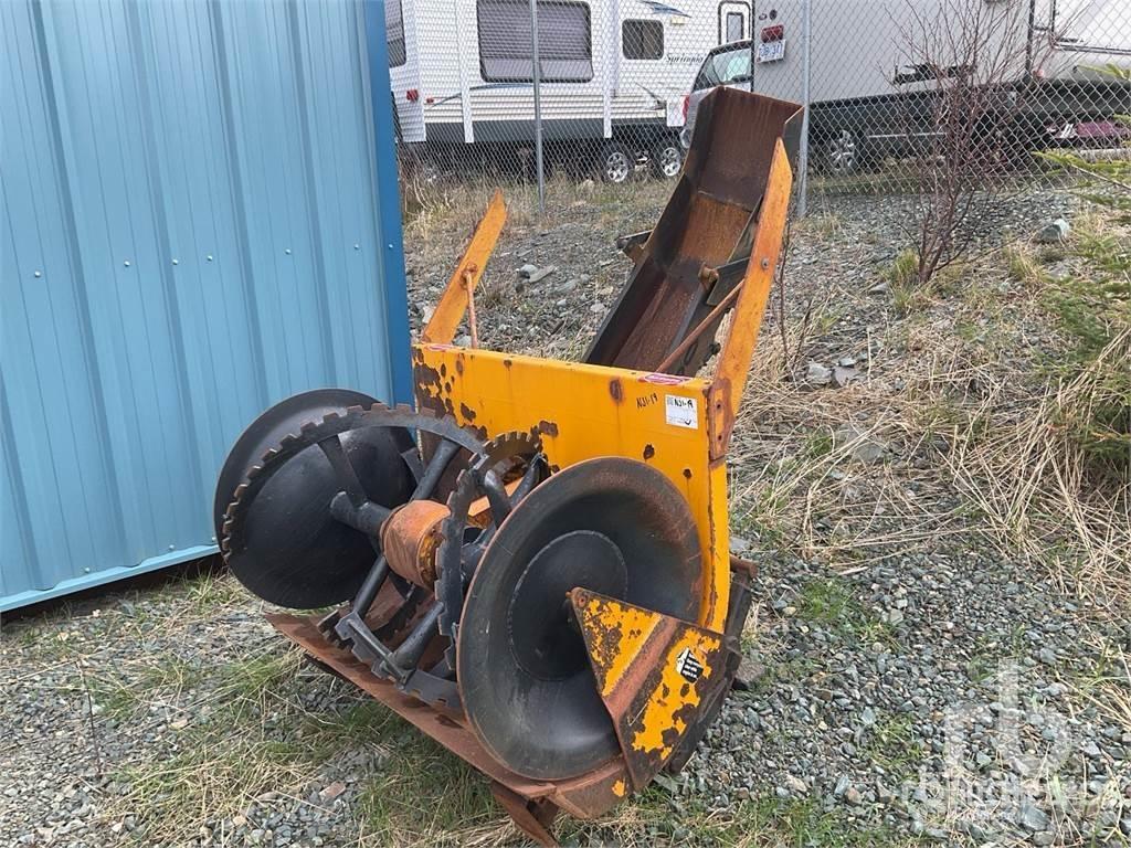  SNOQUIP XX-51 Снегоуборщики