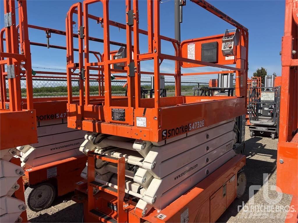 Snorkel S4732E Ножничные подъемники