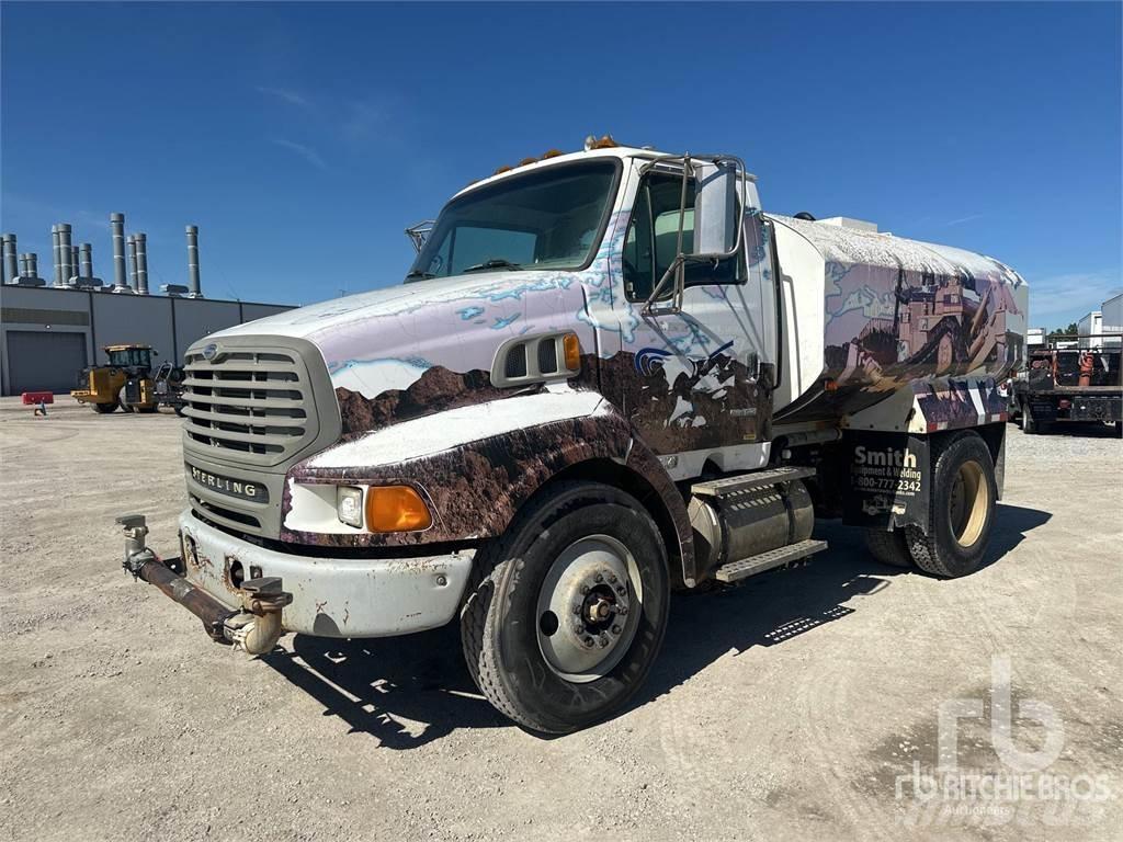 Sterling L8500 Поливочные машины