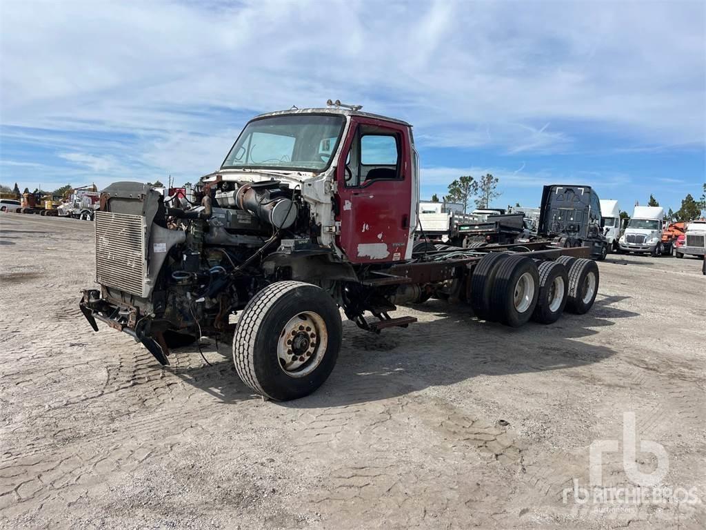 Sterling L9500 Шасси с кабиной