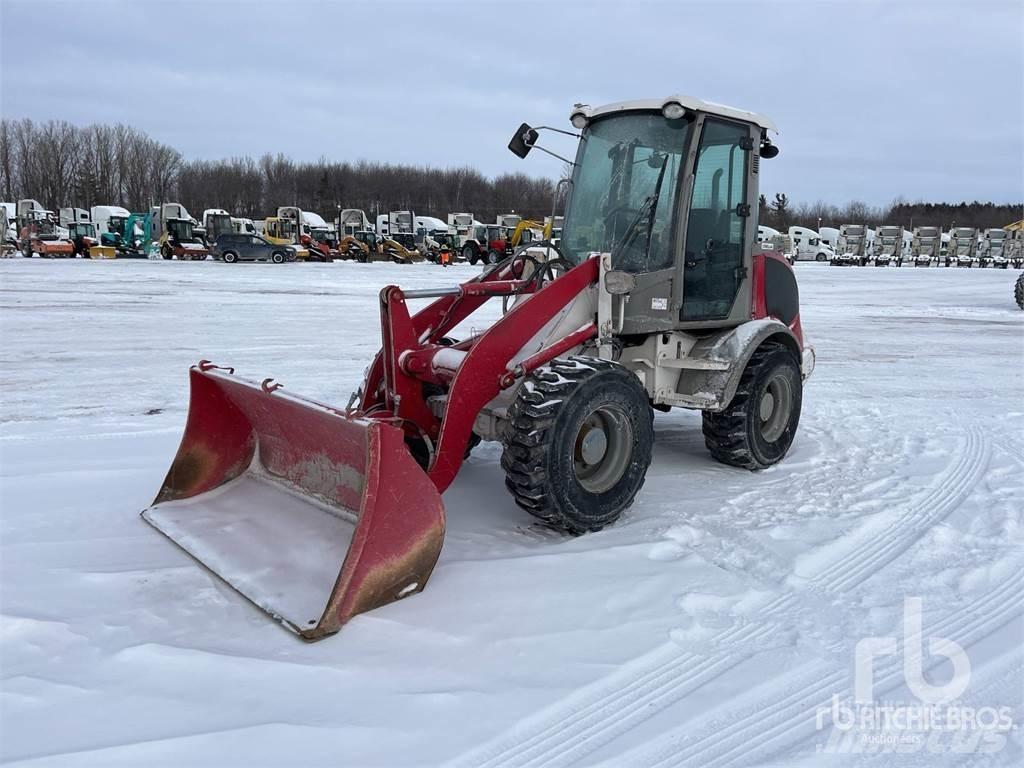 Takeuchi TW65 Фронтальные погрузчики
