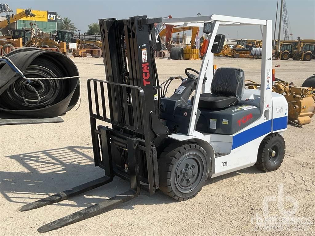 TCM FD30T3CA Дизельные погрузчики