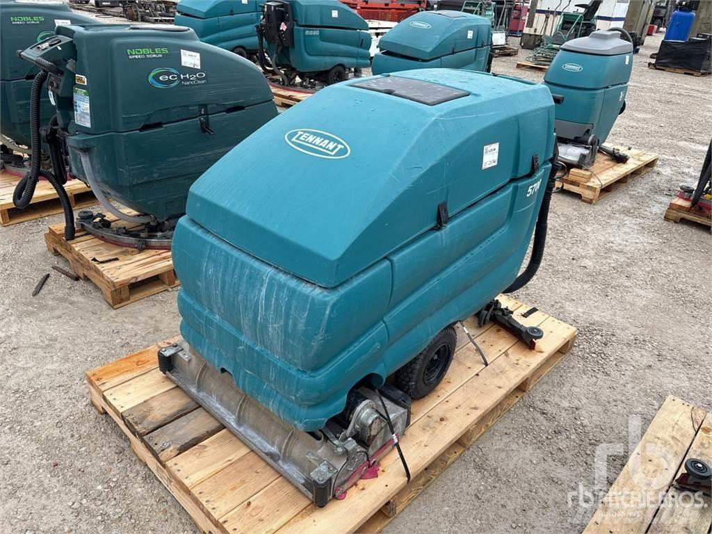 Tennant 5700 Вакуумные уборочные машины