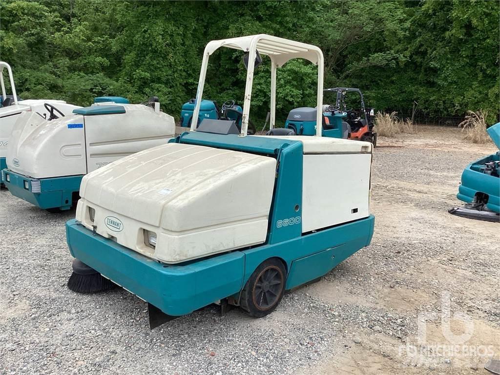 Tennant 6600 Вакуумные уборочные машины