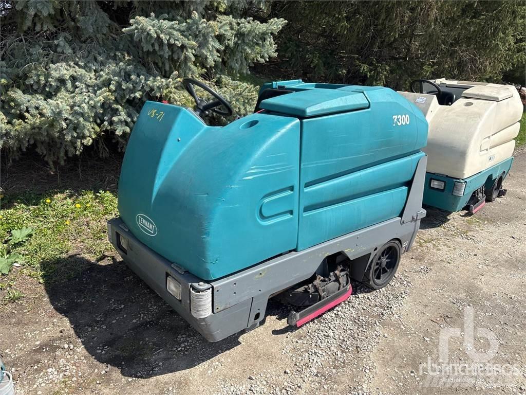 Tennant 7300 Вакуумные уборочные машины
