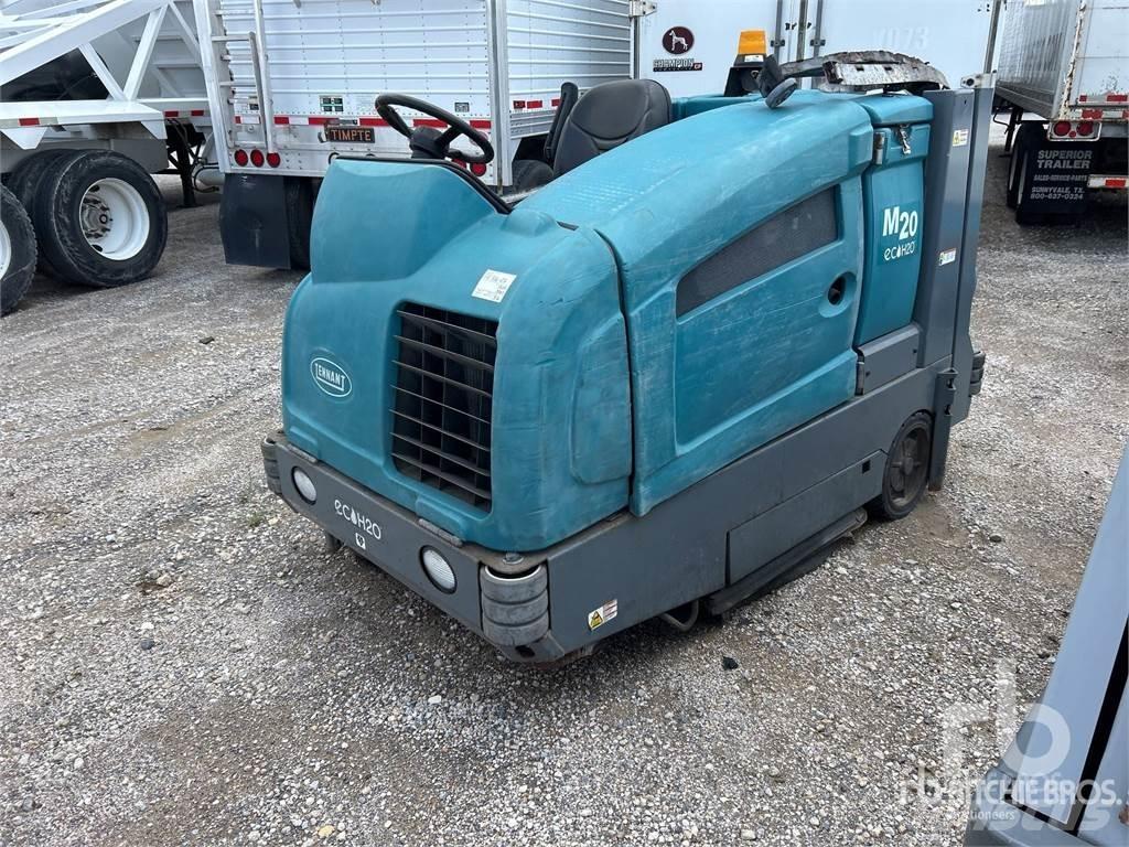 Tennant M20 Вакуумные уборочные машины