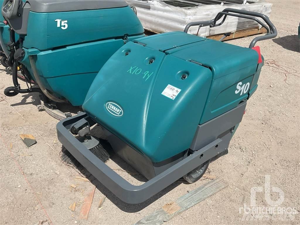 Tennant S10 Вакуумные уборочные машины