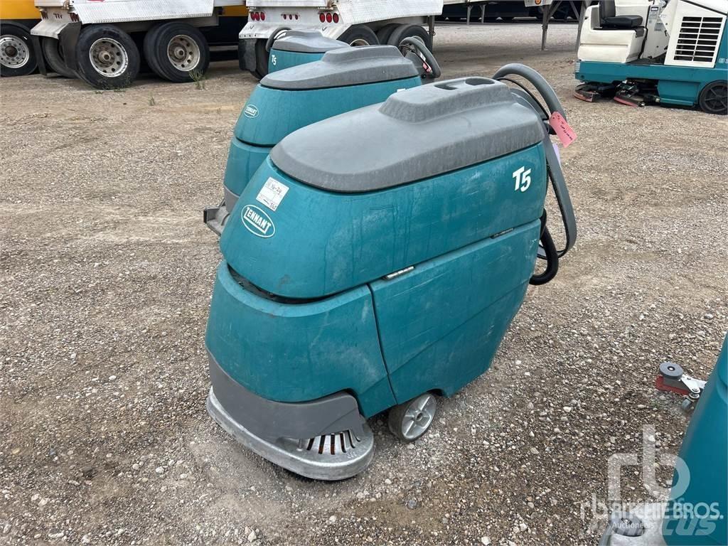 Tennant T5 Вакуумные уборочные машины