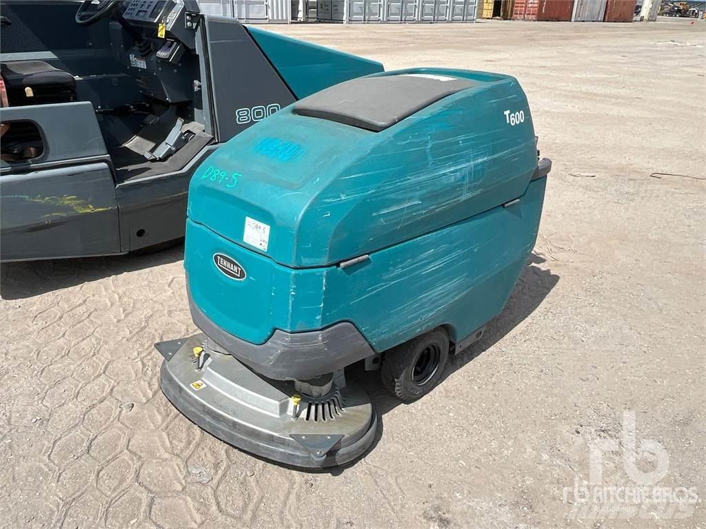 Tennant T600 Вакуумные уборочные машины