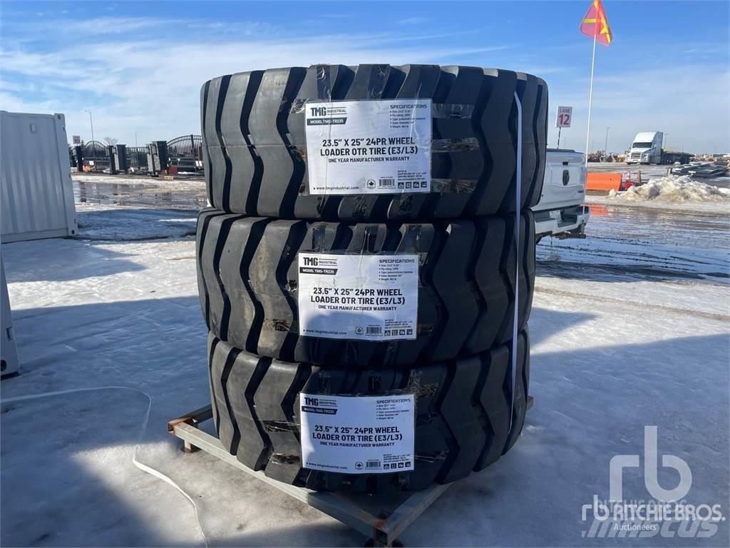 TMG TR235 Шины и колёса