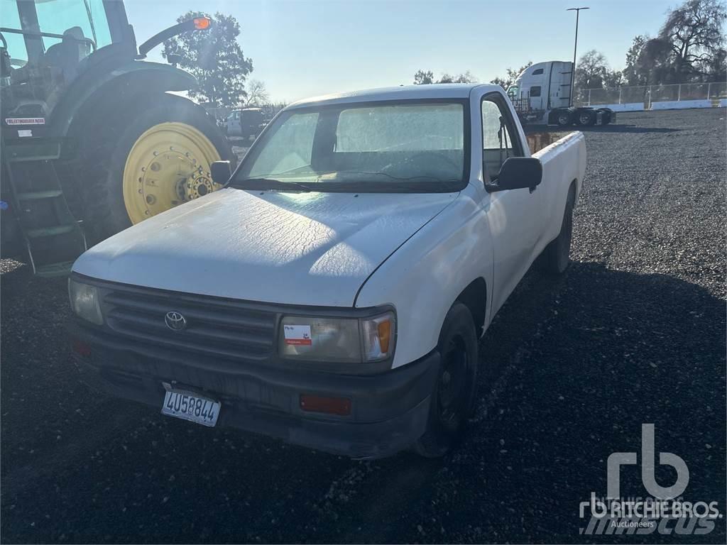 Toyota T100 Бортовые фургоны