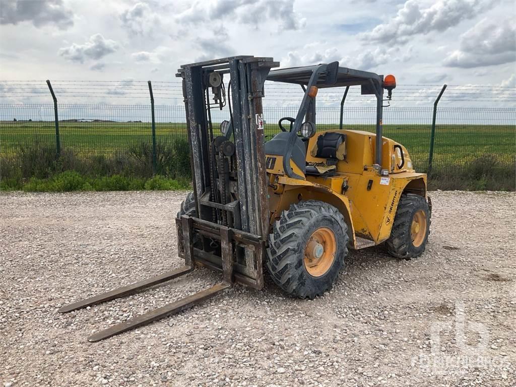 Uromac DTH2500D Внедорожные погрузчики