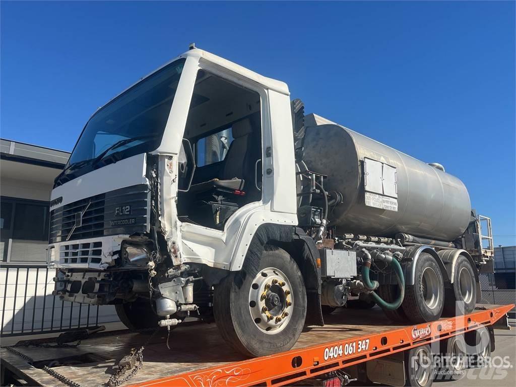 Volvo FL12 Грузовики-цистерны