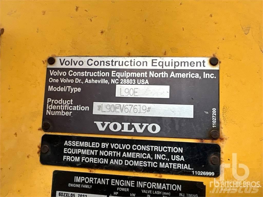 Volvo L90E Фронтальные погрузчики