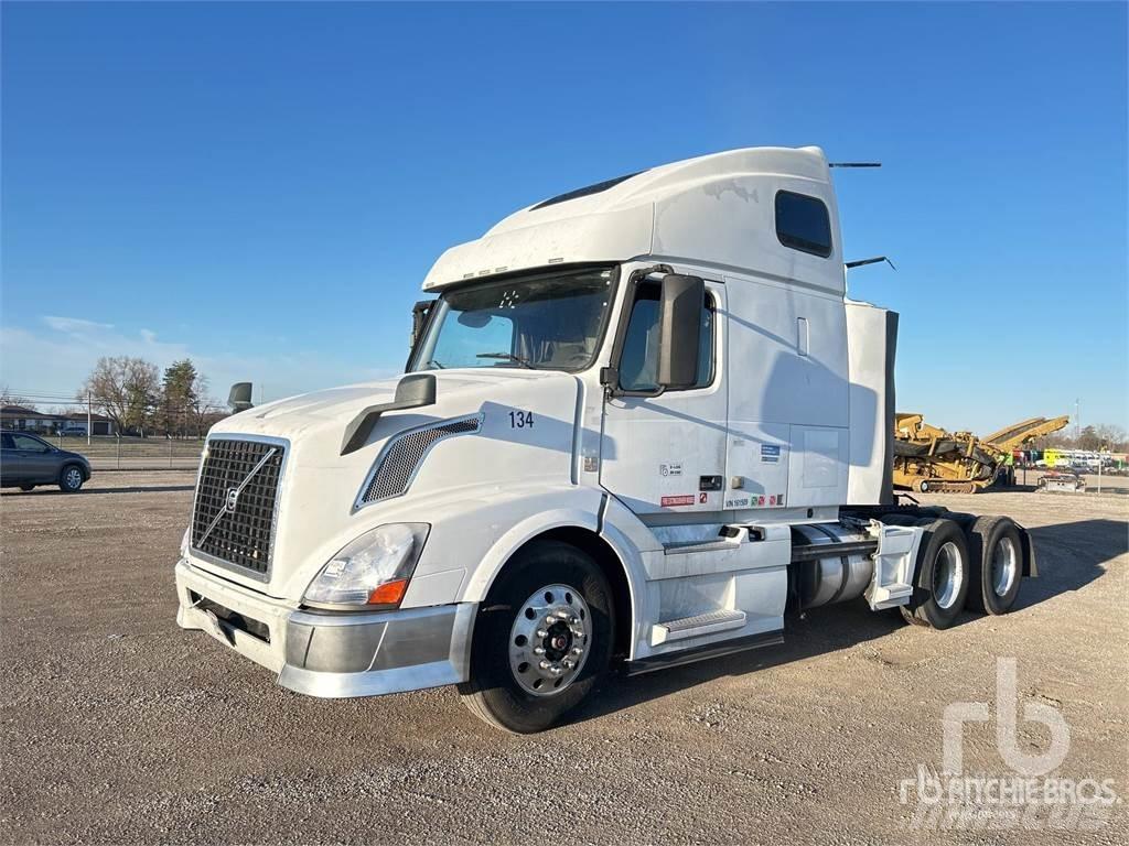 Volvo VNL Седельные тягачи