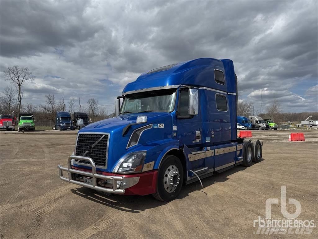 Volvo VNL Седельные тягачи
