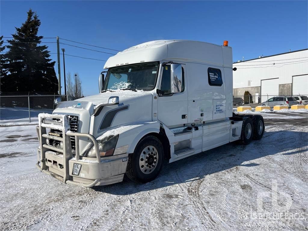 Volvo VNL Седельные тягачи