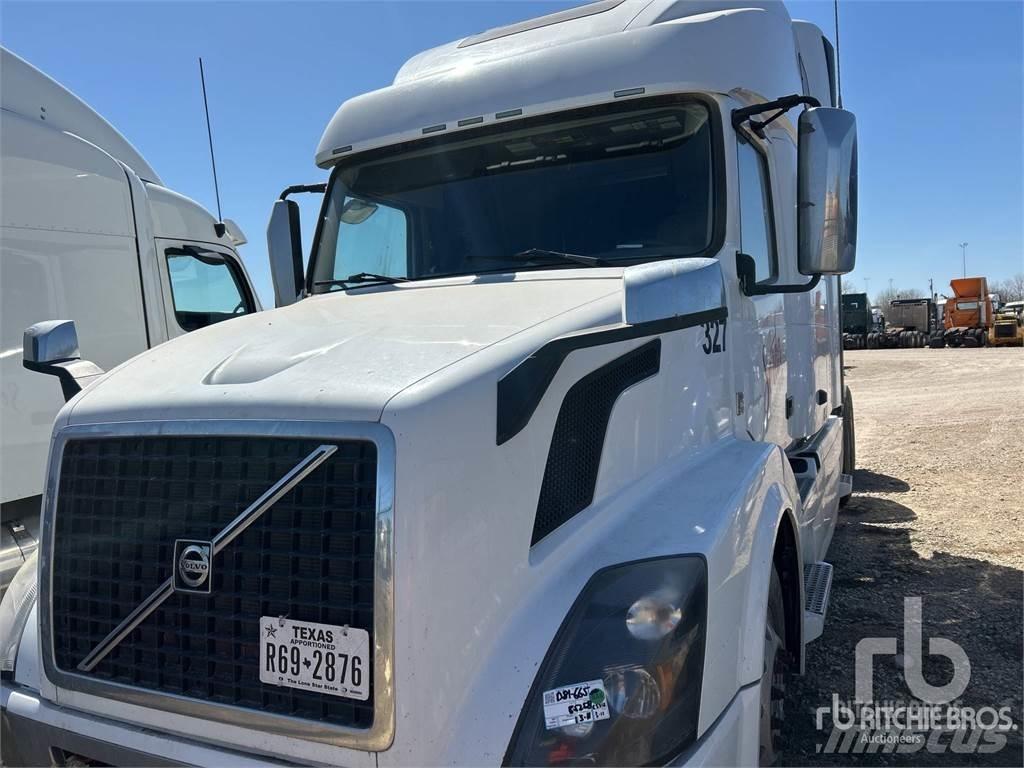Volvo VNL Седельные тягачи