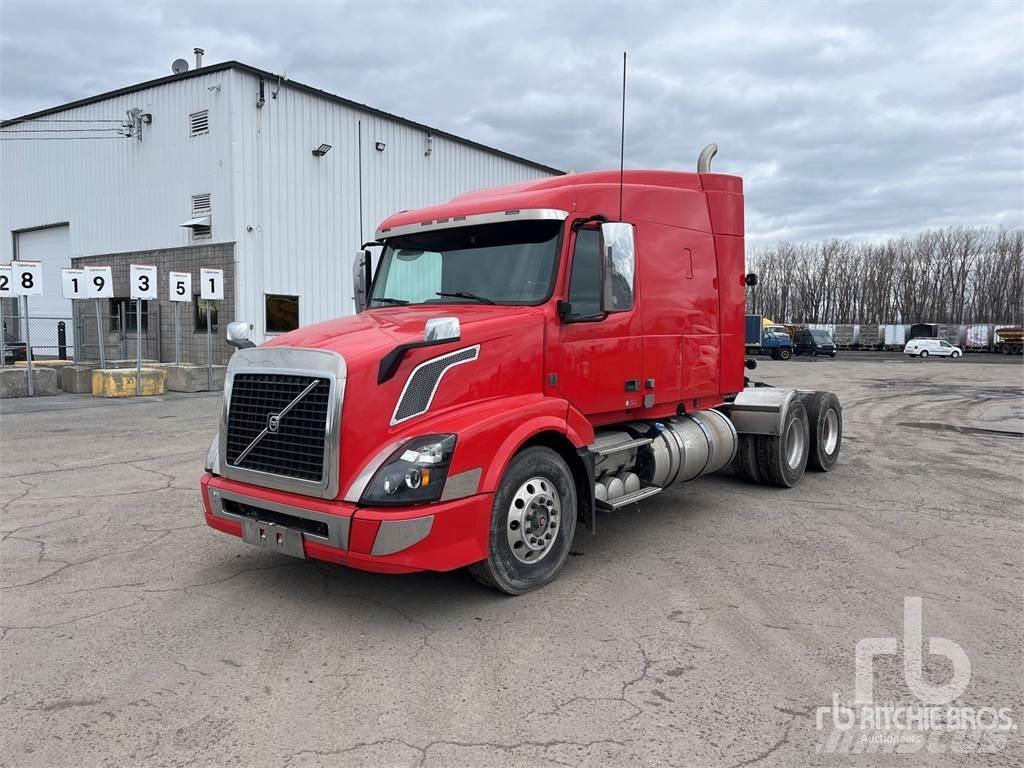 Volvo VNL Седельные тягачи