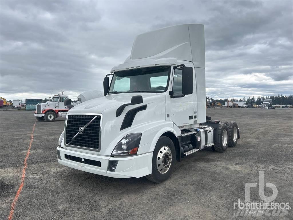 Volvo VNL Седельные тягачи