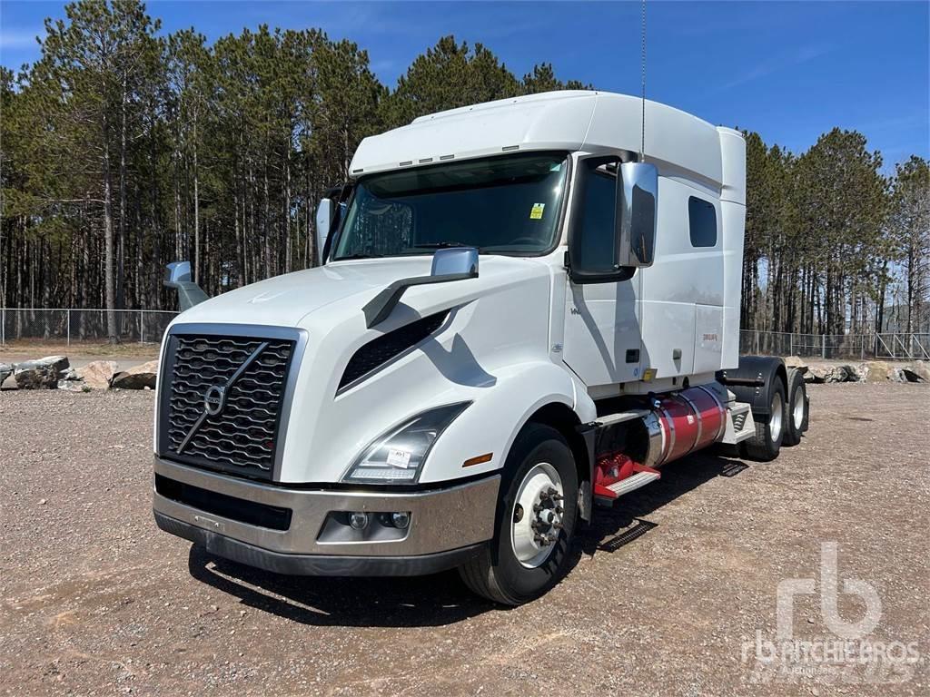 Volvo VNL Седельные тягачи