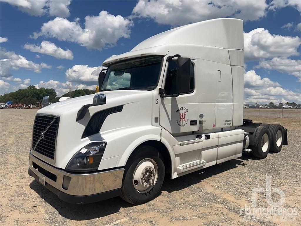 Volvo VNL Седельные тягачи