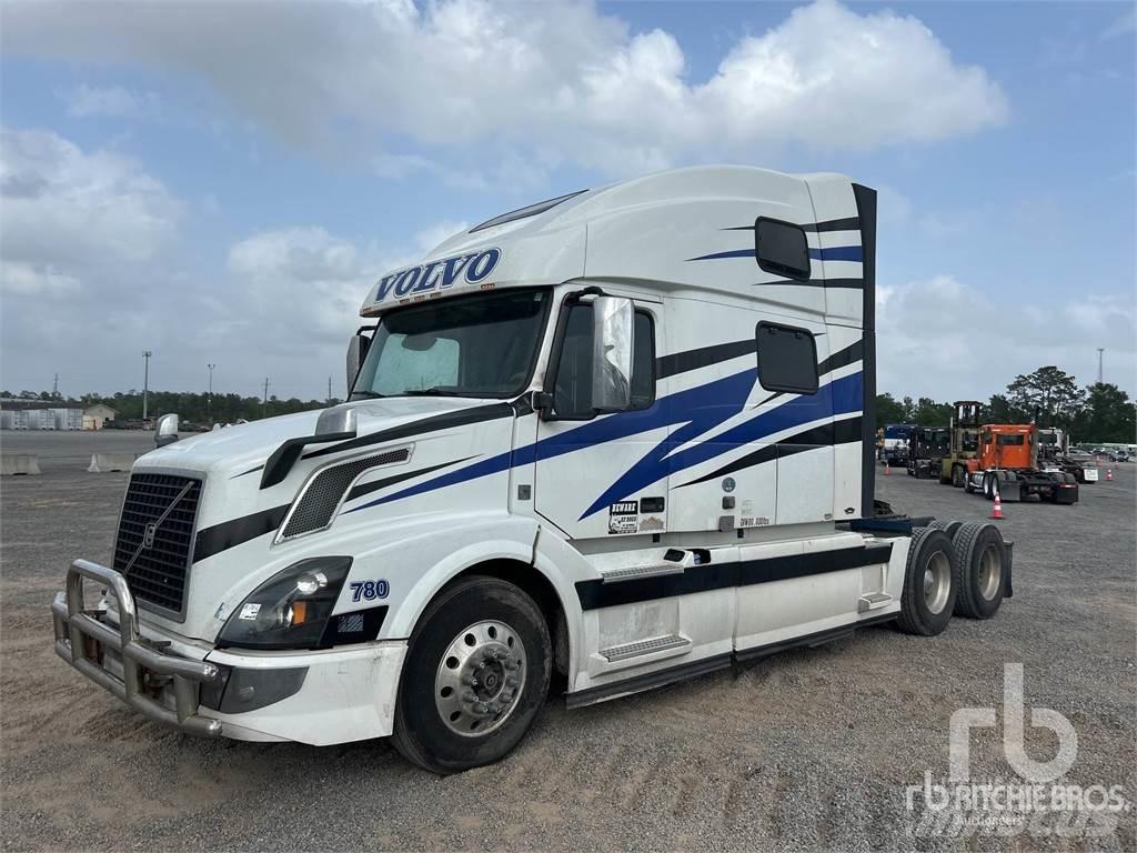 Volvo VNL Седельные тягачи