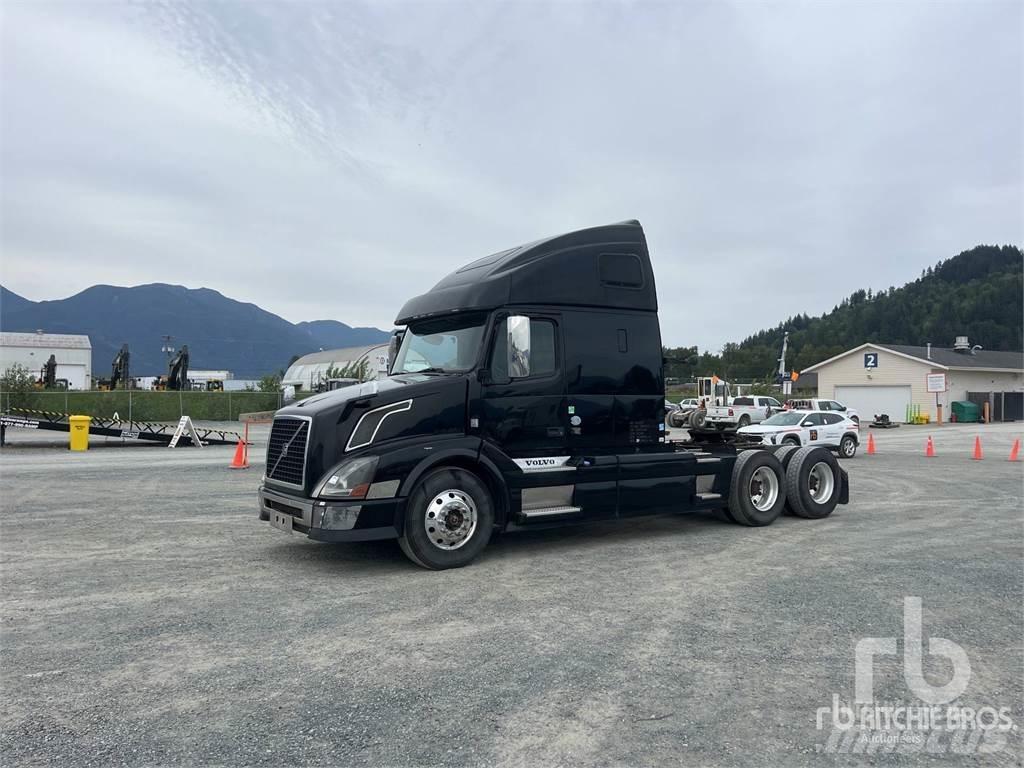 Volvo VNL Седельные тягачи