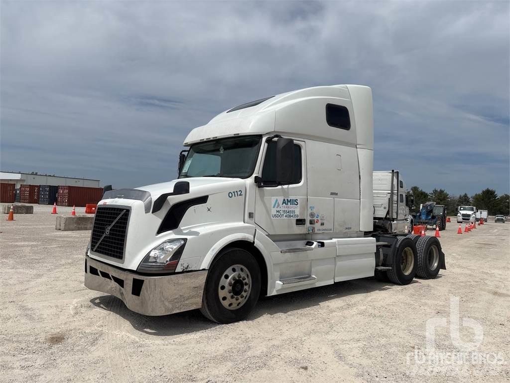 Volvo VNL Седельные тягачи