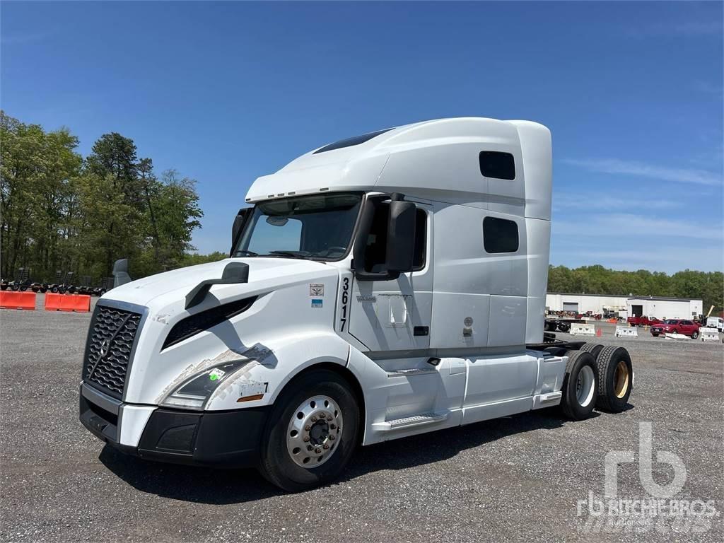 Volvo VNL300 Седельные тягачи