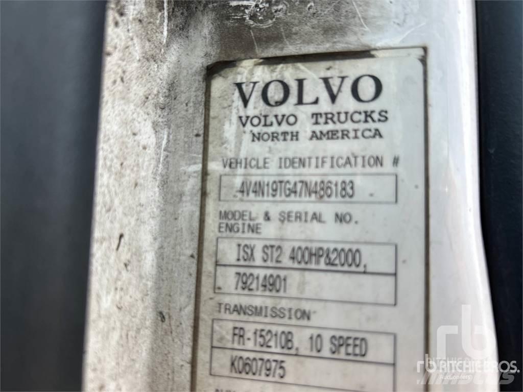 Volvo VNL42T Седельные тягачи