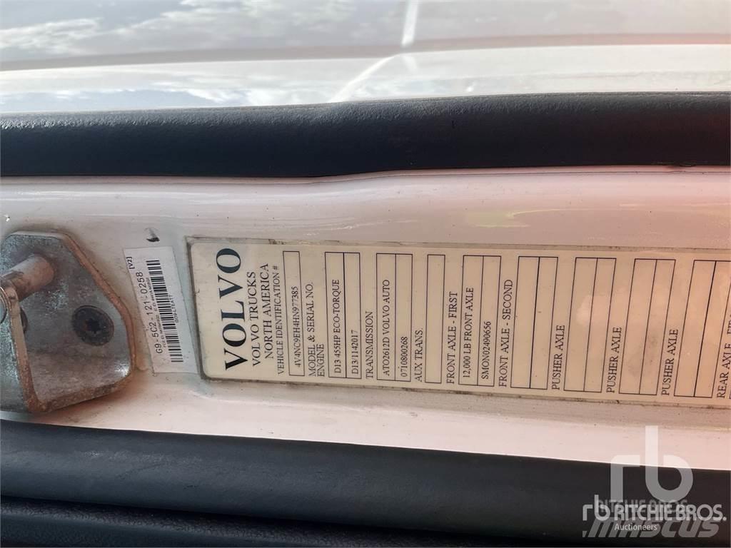 Volvo VNL64 Седельные тягачи