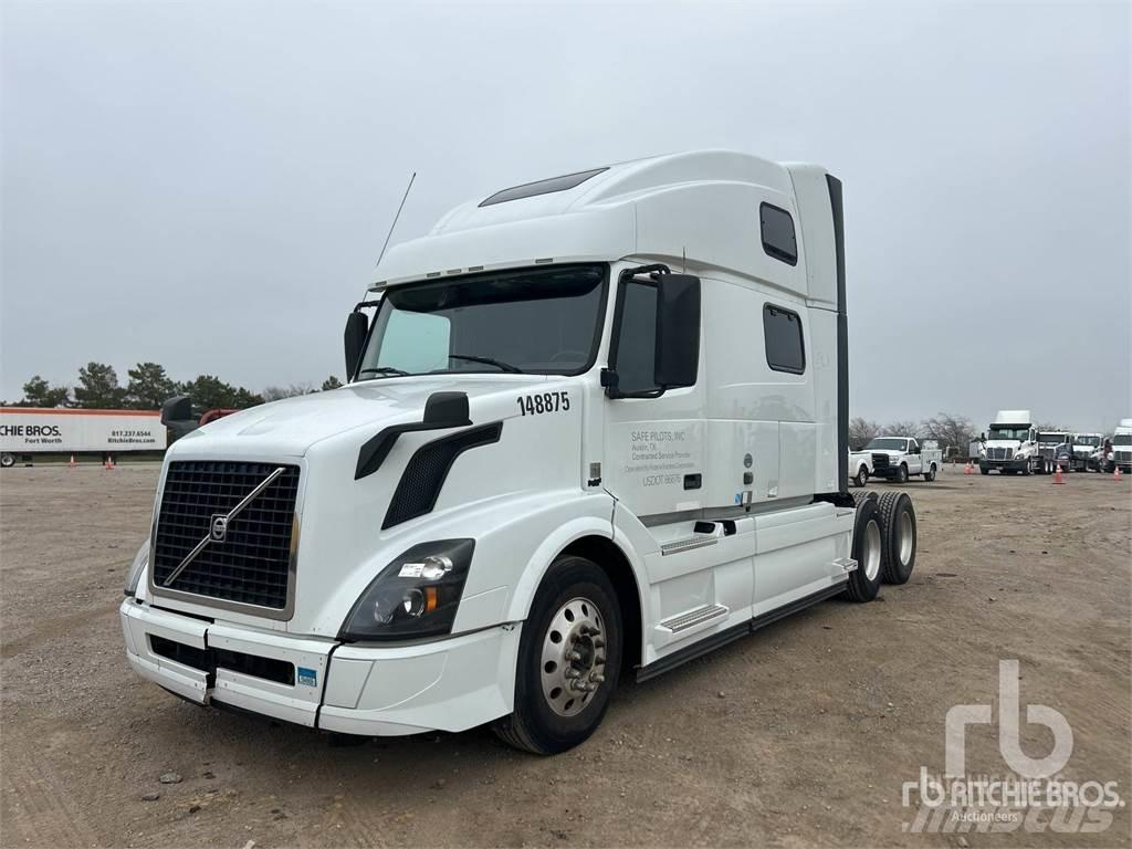 Volvo VNL670 Седельные тягачи