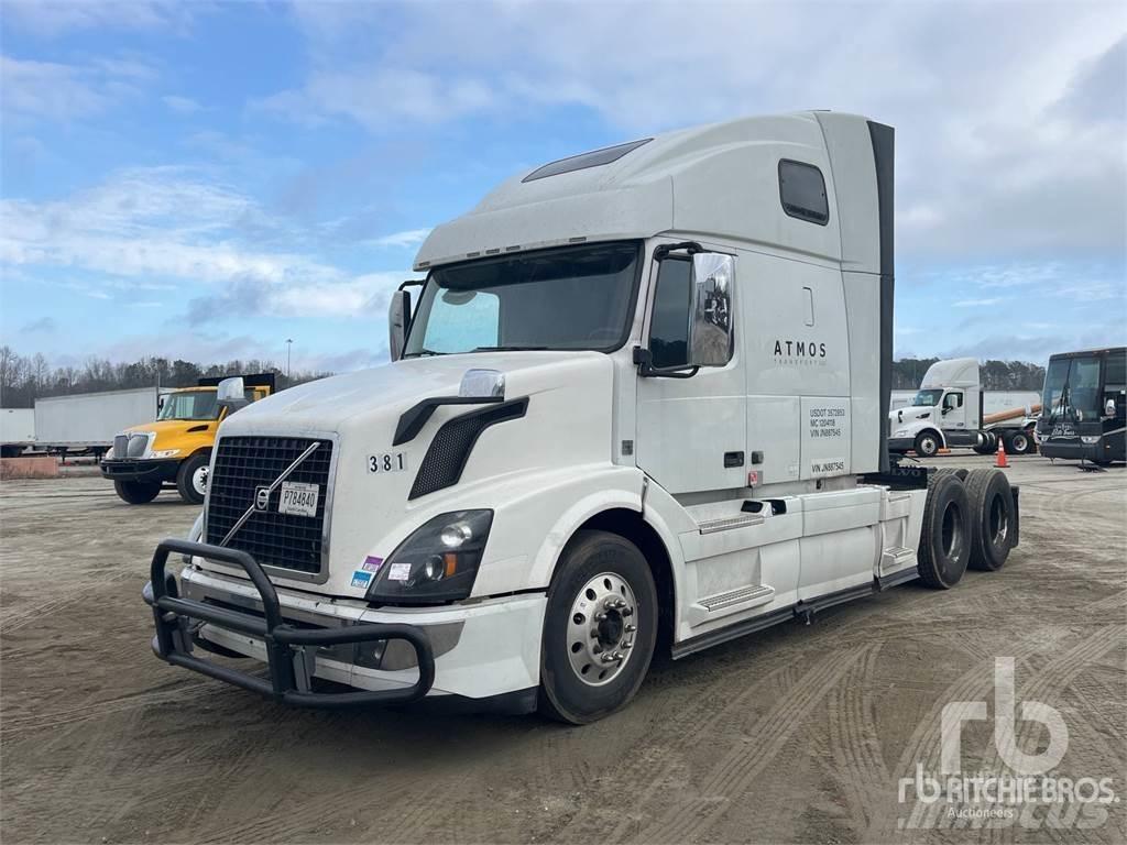 Volvo VNL670 Седельные тягачи