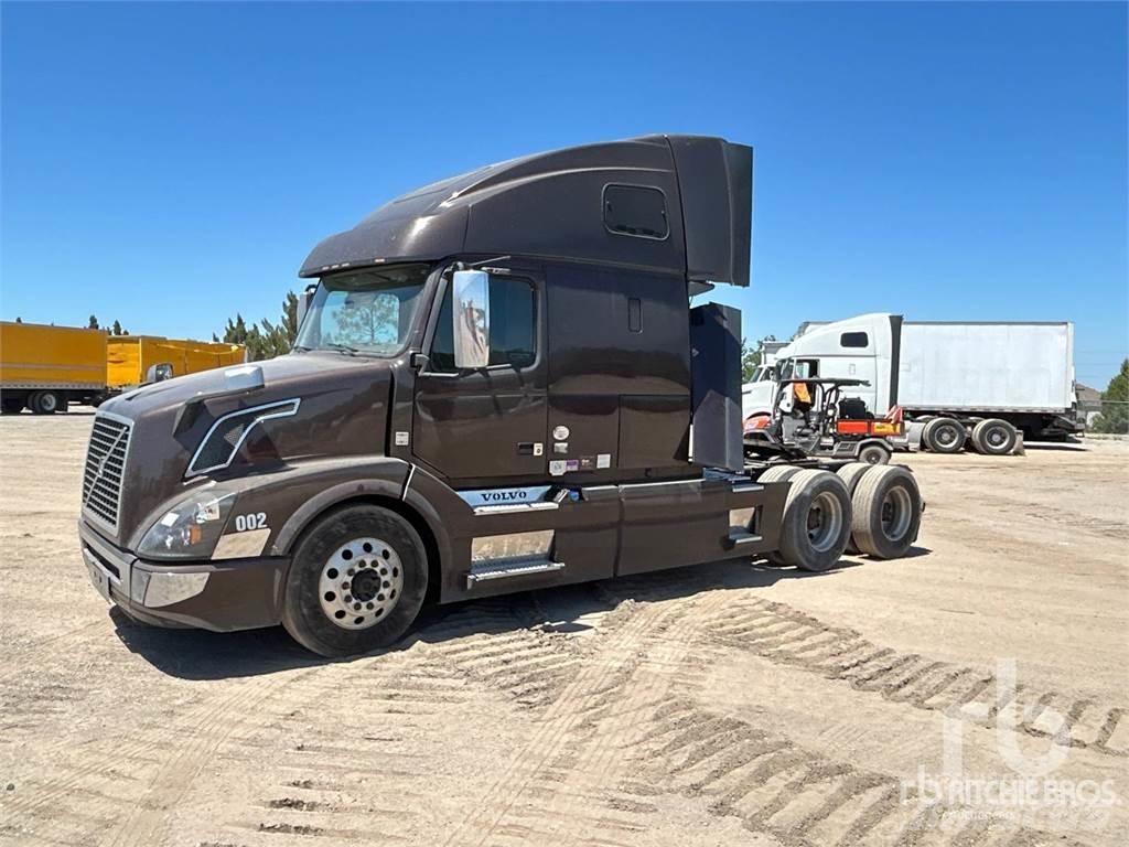 Volvo VNL670 Седельные тягачи